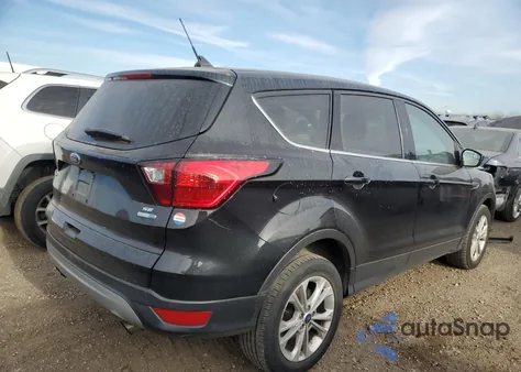 2019 Ford Escape Se z USA, uszkodzony, nr VIN 1FMCU9GD2KUA23625
